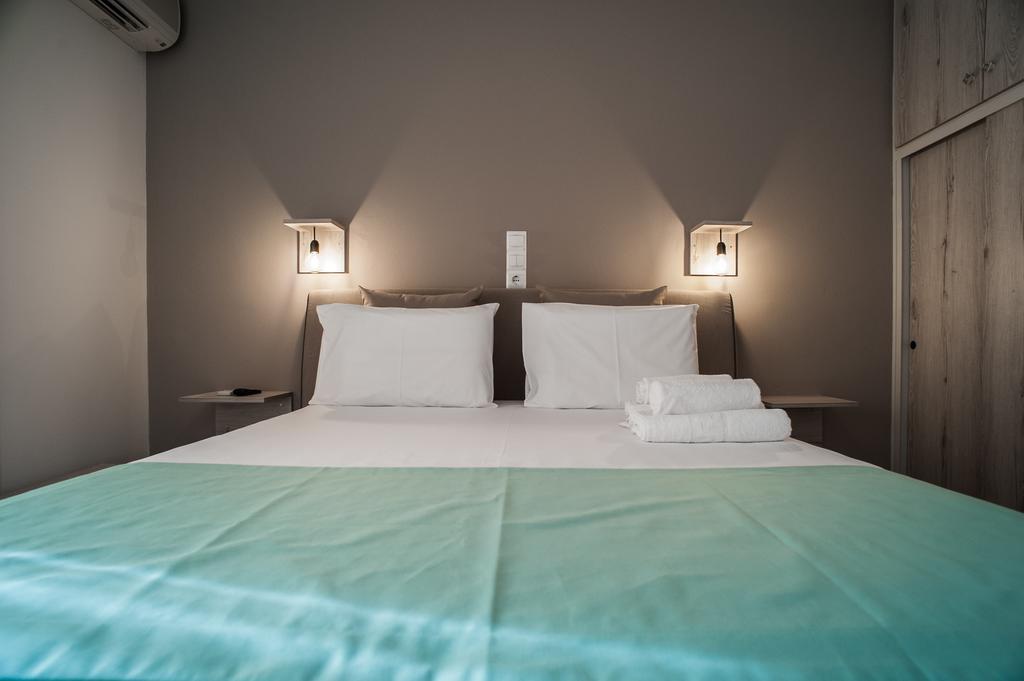 Kochili Apartments เนออส ปีร์กอส ภายนอก รูปภาพ
