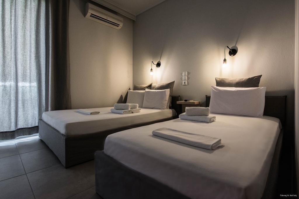Kochili Apartments เนออส ปีร์กอส ภายนอก รูปภาพ